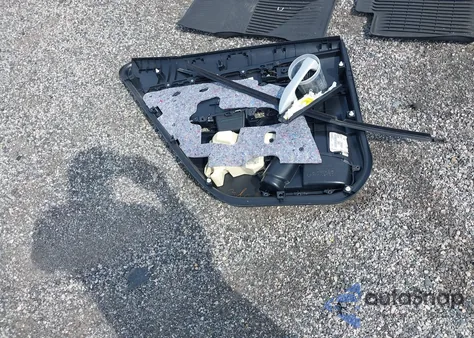 2017 Toyota Corolla Se z USA, uszkodzony, nr VIN 2T1BURHE2HC749126